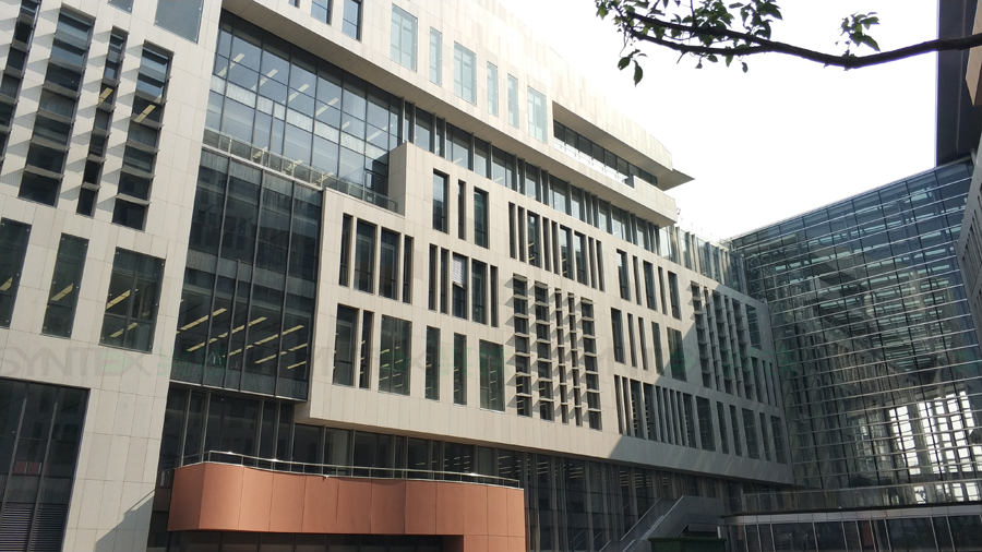 东航总部外墙钢制91视频网址入口